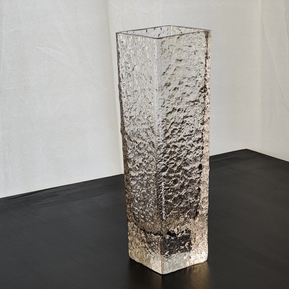 Vintage 🇫🇮  Iittala | " Linearia " square, textured vase - Picture 1 of 16